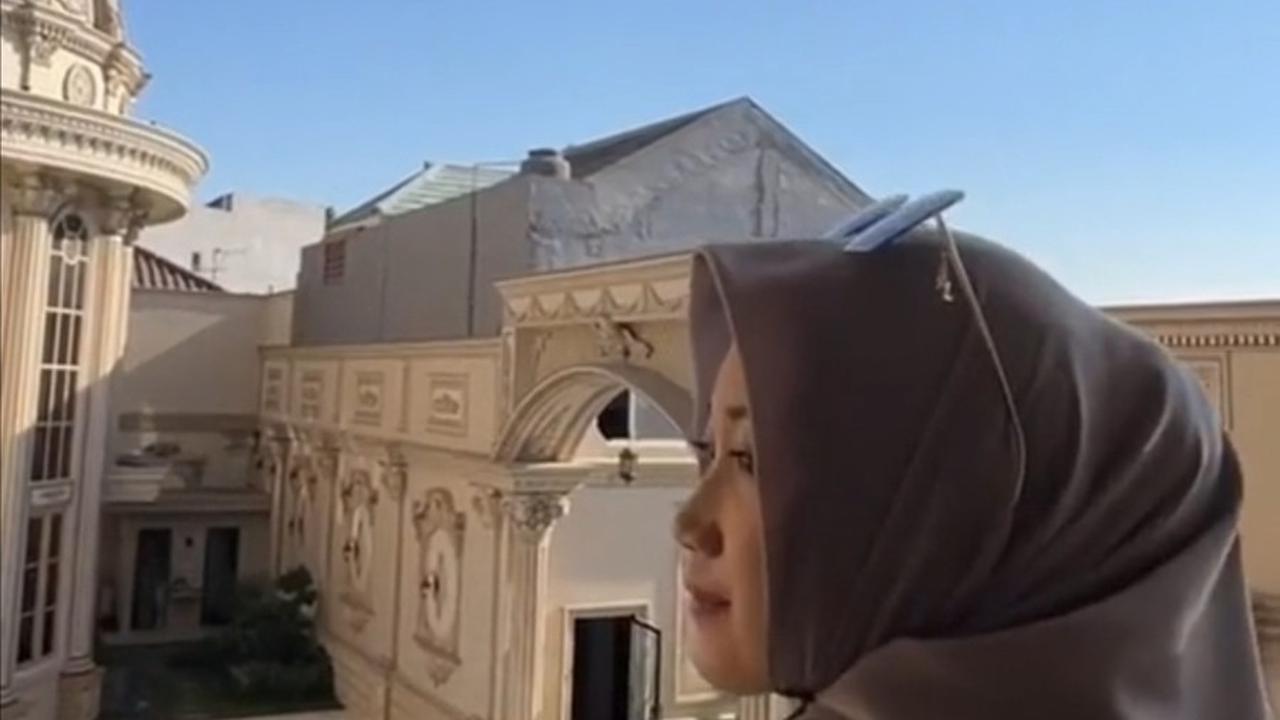 Rumah Mewah di Sidoarjo