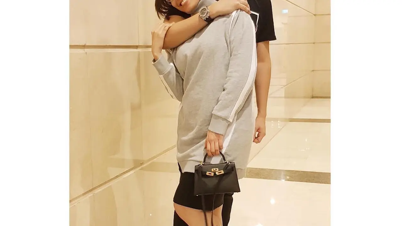 [Bintang] Style Ayu Dewi