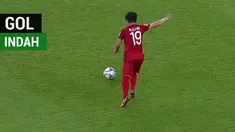 Berita video momen gol indah yang dicetak pemain terbaik Piala AFF 2018, gelandang Vietnam, Nguyen Quang Hai, ke gawang Yaman di ajang Piala Asia 2019, Rabu (16/1/2019).