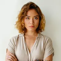 Saudara sedarah pun bisa sangat tega./Copyright shutterstock.com/g/Mangostar