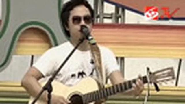 Sandhy Sondoro-Bunga Mimpi