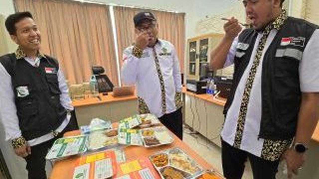 <br>"Kami memeriksa satu per satu. Jika dianggap tidak layak maka menu itu harus dikembalikan,"&nbsp;