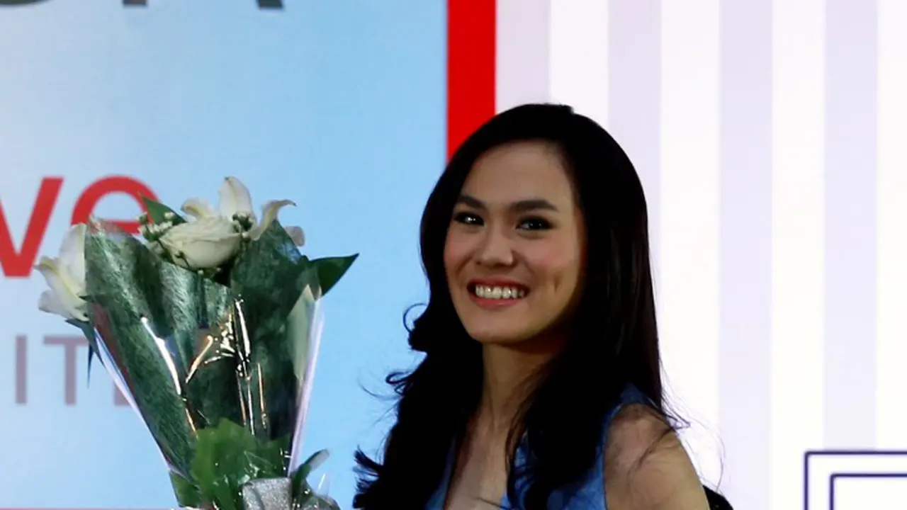 Sheryl Sheinafia
