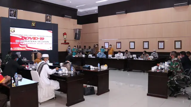 Keakraban Kapolda Sumsel dan Pengusaha Penyumbang Dana Triliun Rupiah