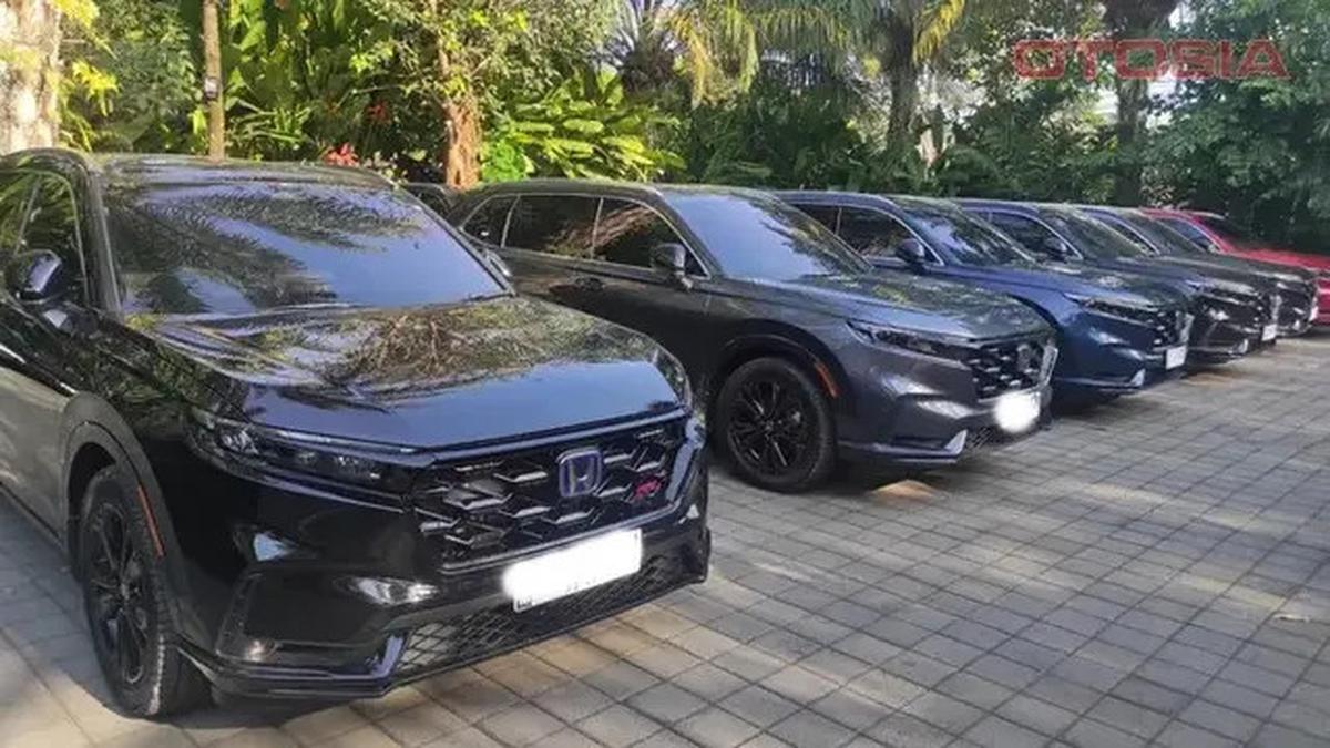 Punya Kekayaan Total Rp15,3 Miliar, Ini Sederet Koleksi Mobil Teddy Indra Wijaya Seskab Prabowo