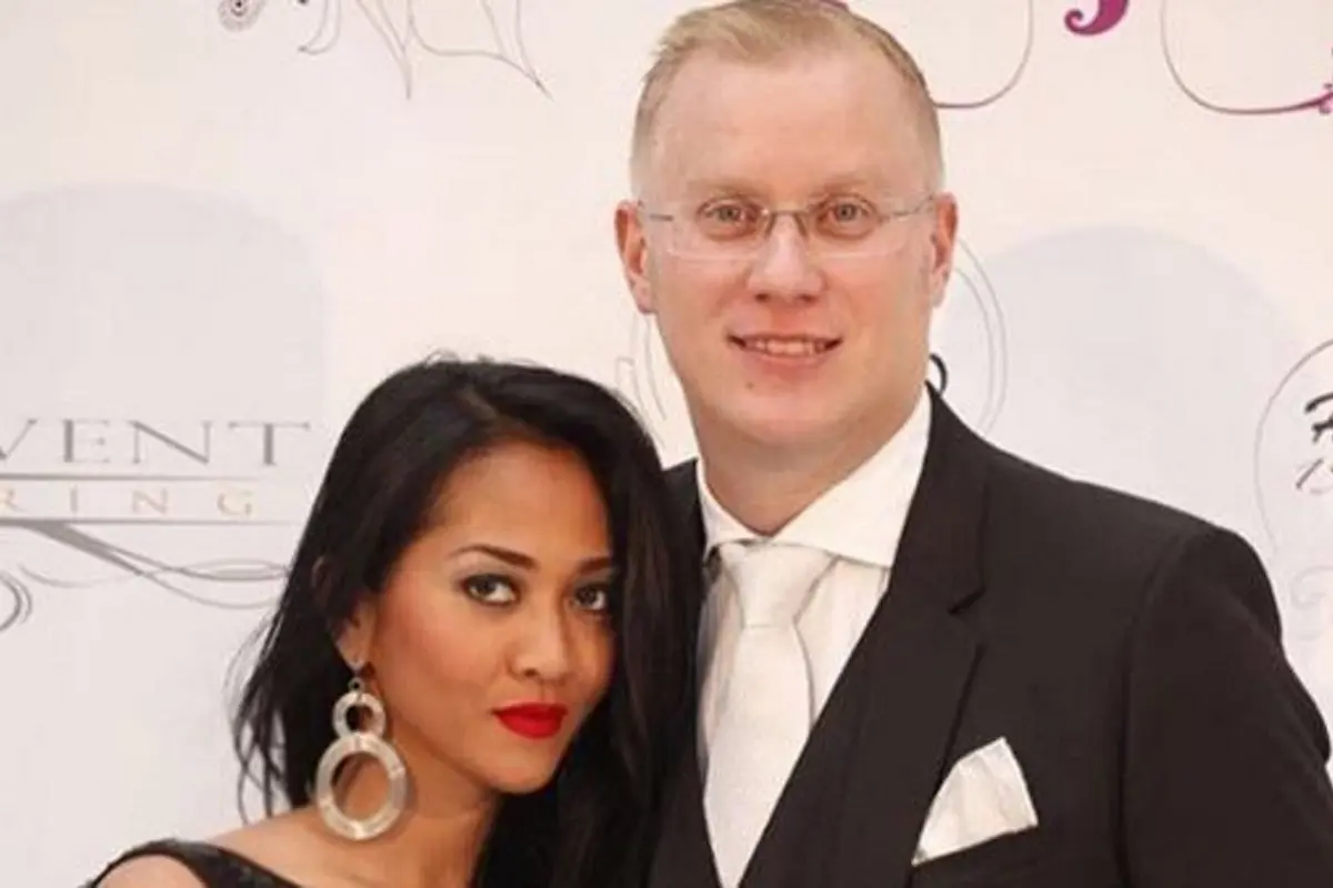Tiara Lestari, Stephan Oelkers