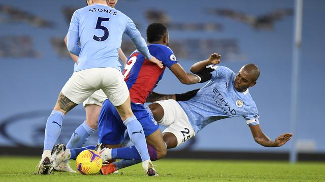 Bantai Crystal Palace 4-0 Man City Naik ke Posisi Dua