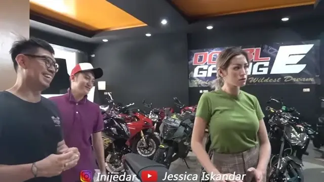 7 Momen Jessica Iskandar Beli Moge Pakai Pecahan Rp 5 Ribu, Jago Nawar