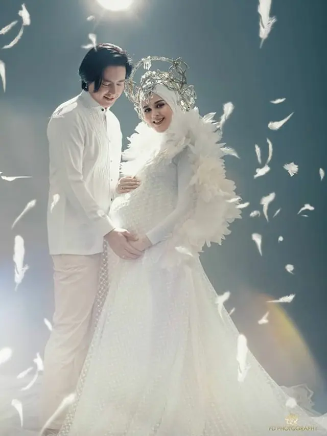 Potret Maternity Shoot Cut Meyriska dan Roger Danuarta