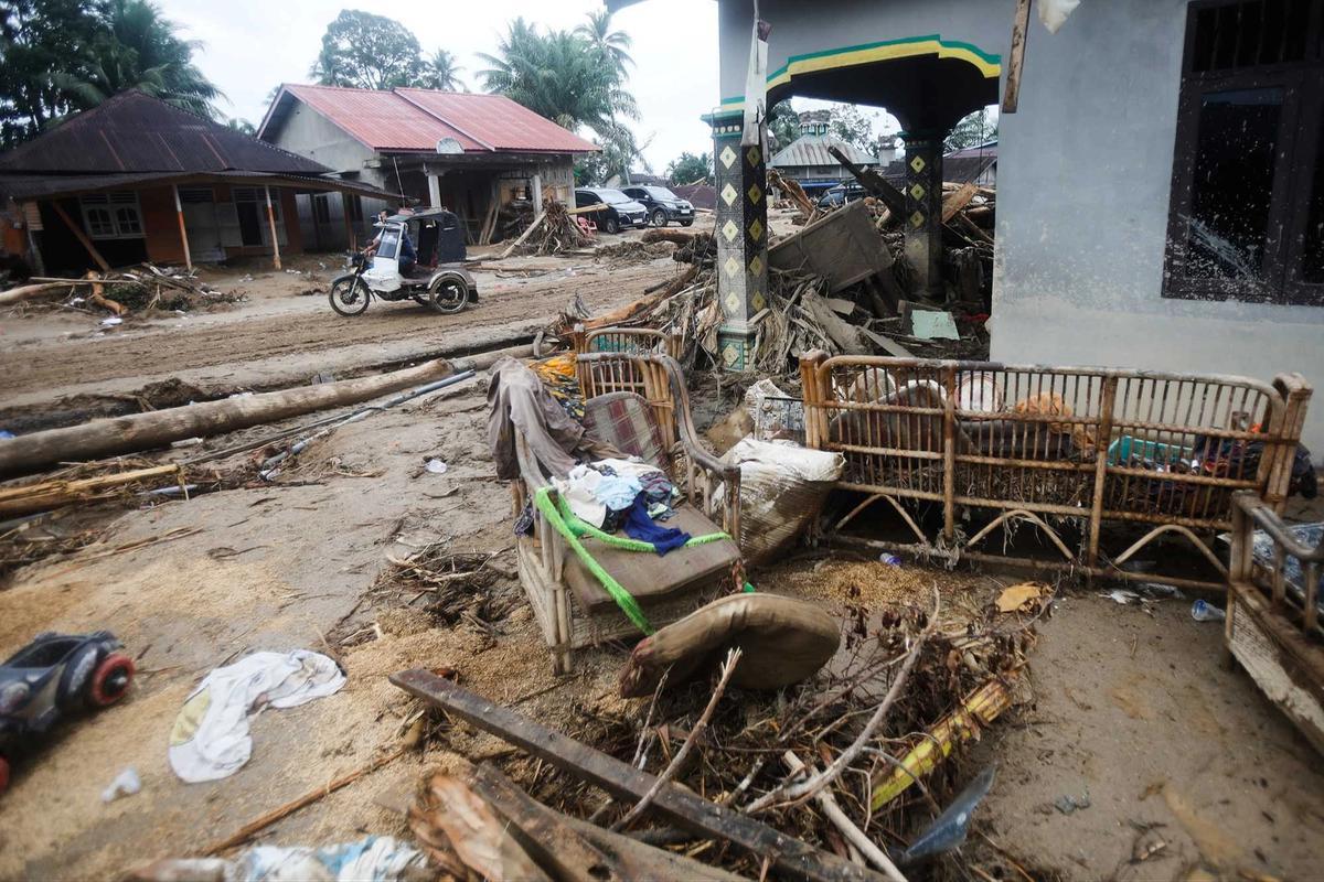 FOTO: Kerusakan Parah Akibat Banjir Bandang di Batang Toru, Tapanuli Selatan