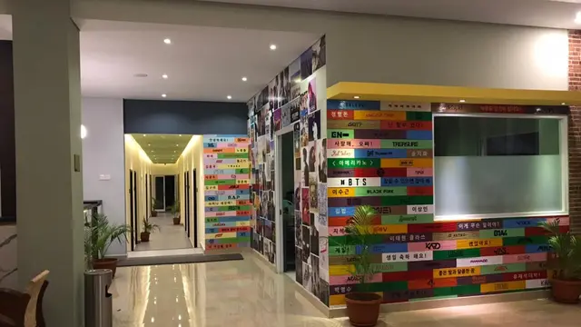 Hotel Berkonsep Unik di Yogyakarta, Ganti TV dengan Perpustakaan Mini di Kamar