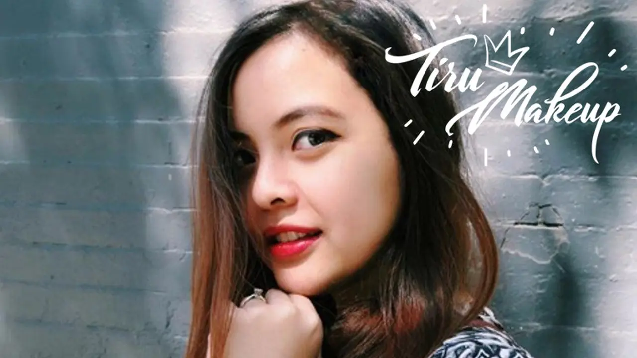 Tiru Makeup: Polesan Simpel Tasya Kamila dengan Lipstik Merah