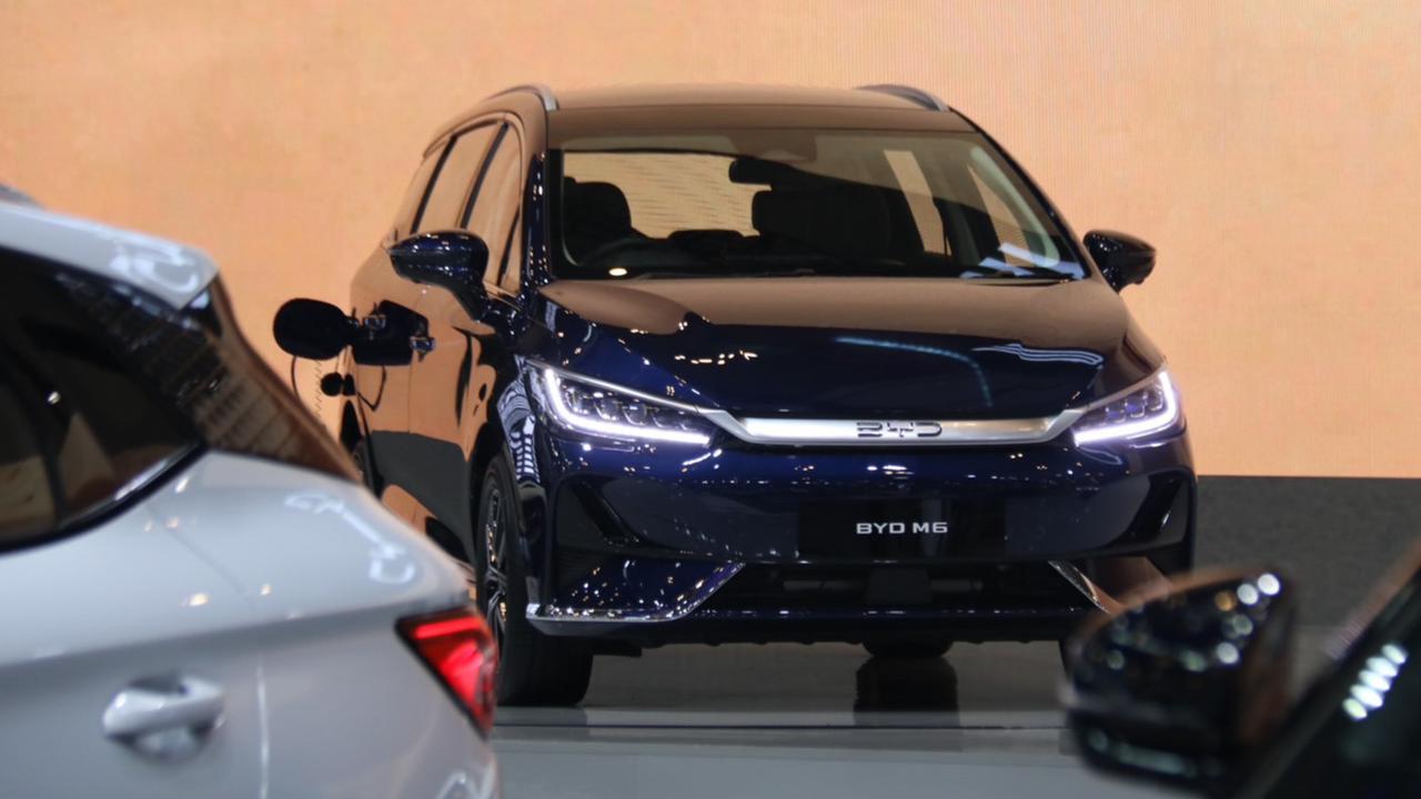 Harga BYD M6 di Indonesia Lebih Murah Dibanding Negara-Negara Tetangga