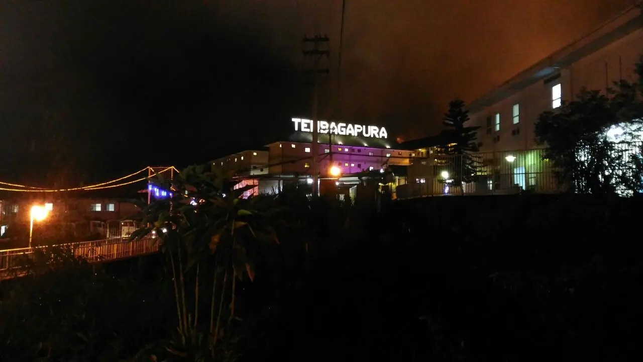 Kota Tembagapura saat malam hari