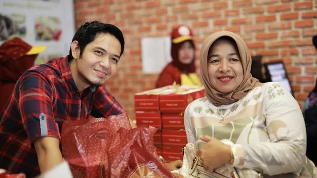 Dude Harlino
