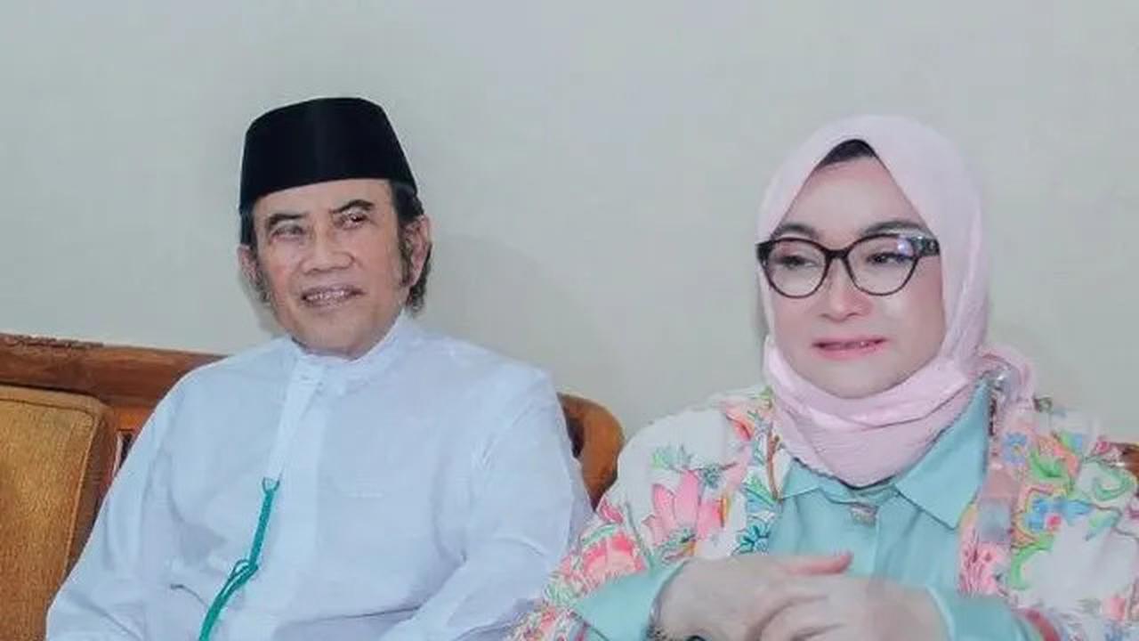 7. Rhoma Irama dan Ricca Rachim
