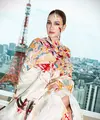 Sebagai seorang model, Luna Maya selalu totalitas dalam berpose, apapun konsepnya. Termasuk di pemotretan terbaru [@lunamaya]