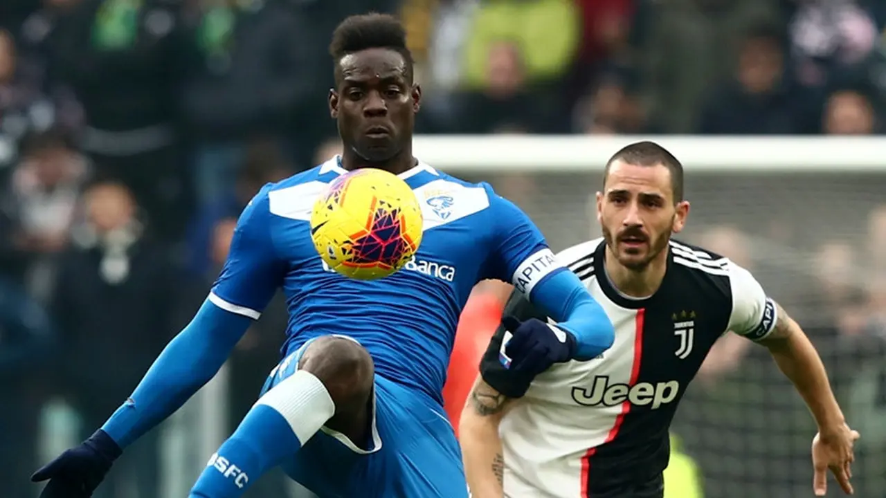 Penyerang Brescia, Mario Balotelli.