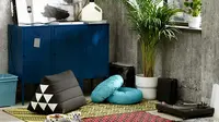 Menata ruangan dengan produk koleksi terbatas kolaborasi IKEA dengan Greyhound Orginial. (dok. IKEA)