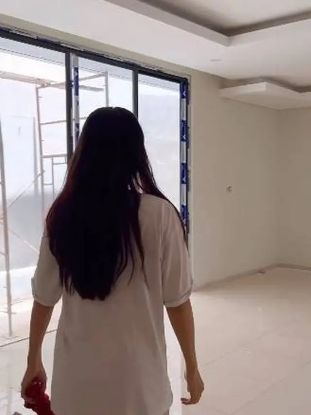 Bikin Istri Bahagia, Ini 7 Potret Calon Rumah Baru Arie Kriting dan Indah Permatasari