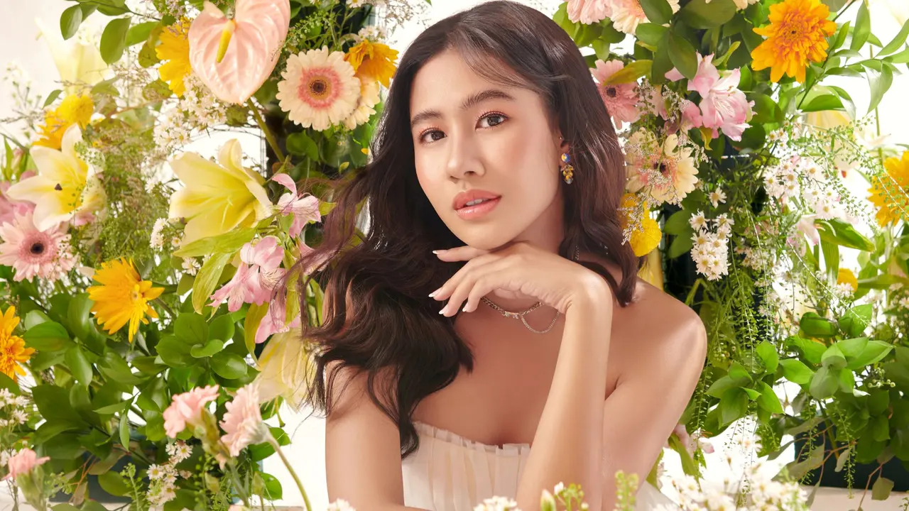 Makeup Korean Look ala Shenina Cinnamon Cocok untuk Kulit Sawo Matang