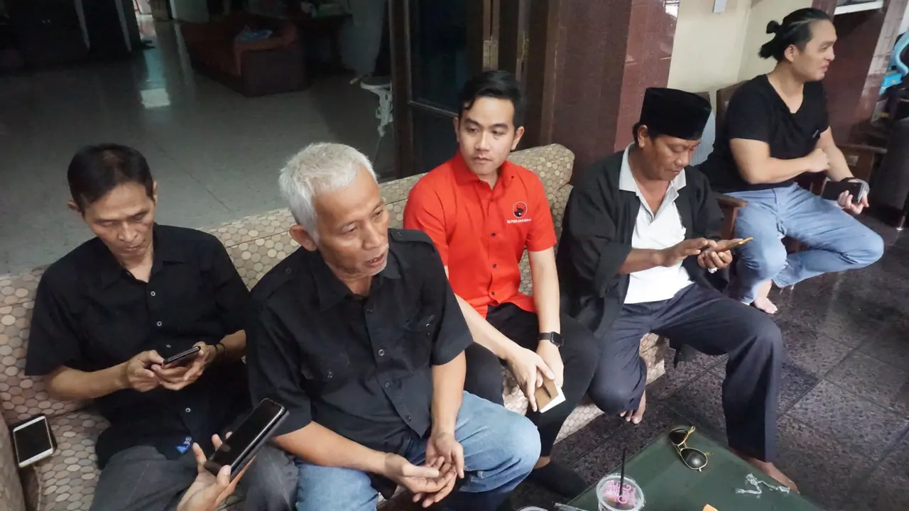 Gibran Temui Politisi Senior PDIP Solo