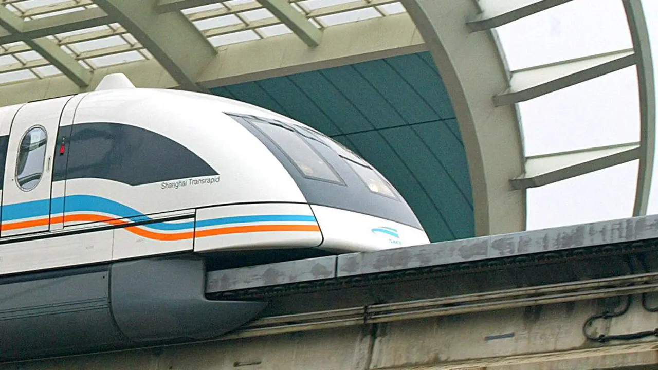 Kereta Super Cepat