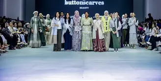 Buttonscarves Beauty sebagai Official Beauty Sponsor JFW 2024 menggandeng 4 brand modest wear di panggung JFW 2024 yang diberi tajuk Limitless Beauty. [Foto: Document/JFW]