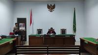 gugatan praperadilan kedua Kakek Gaddong ditolak oleh hakim tunggal PN Makassar (Liputan6.com/Fauzan)