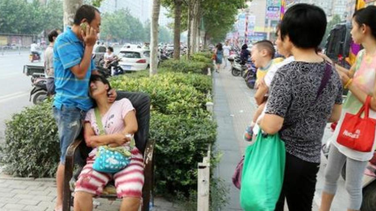 Ibu sibuk main ponsel, anak 2 tahun tewas tertabrak mobil