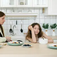 Pelajari dampak orangtua yang suka membohongi anak. (Foto/Dok: pexels.com/Mikhail Nilov)