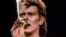 ‘Lazarus’ seakan sengaja diciptakan sebagai pesan terakhir David Bowie kepada para penggemarnya. Hingga menjemput ajal, David Bowie akan dikenang sebagai salah satu seniman musik paling berpengaruh di dunia. (AFP/Bintang.com)
