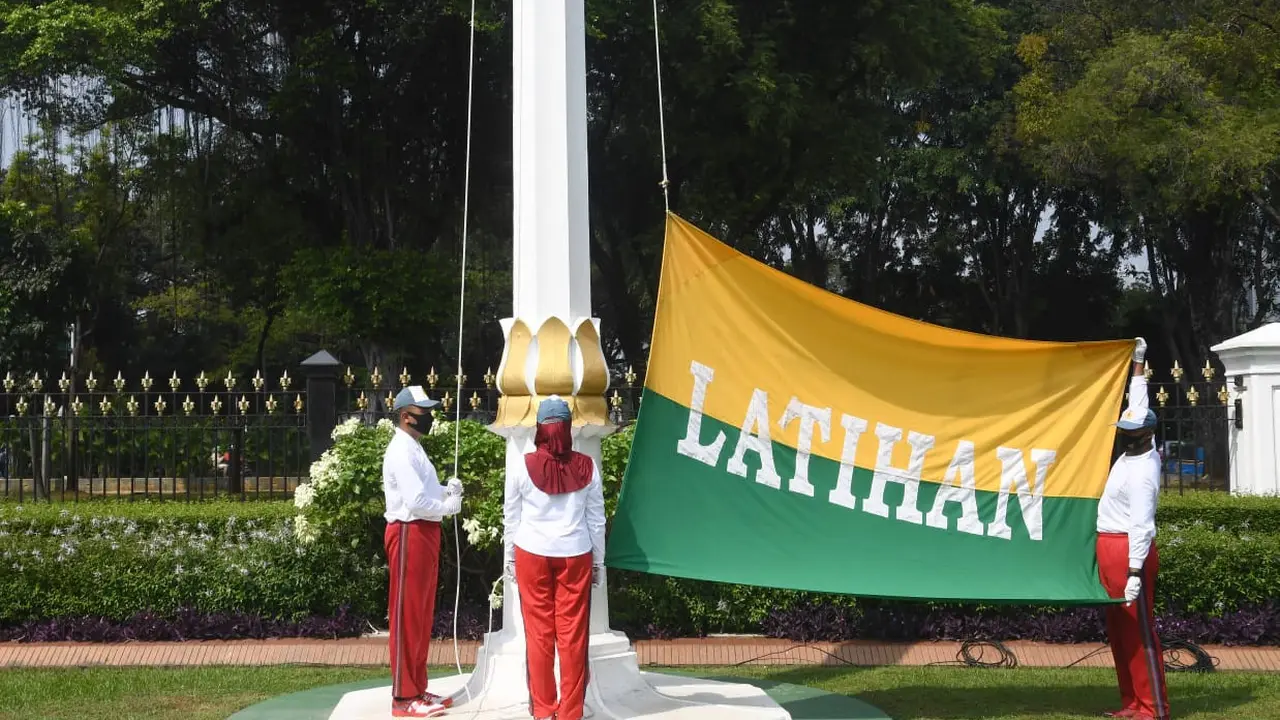 Setpres Gelar Latihan Penaikan Bendera HUT ke-75 RI