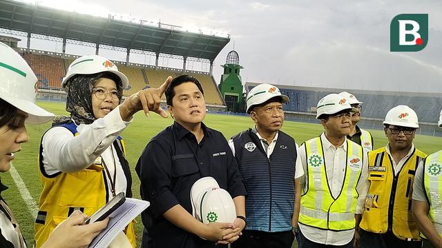 FOTO Erick Thohir Meninjau Stadion Si Jalak Harupat