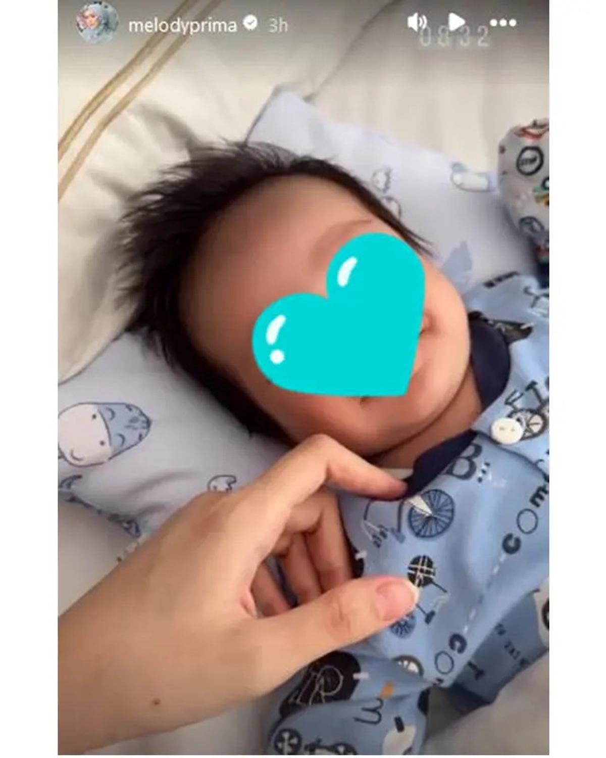 Sudah Melahirkan Anak Ketiga, Ini 6 Potret Melody Prima Momong Buah Hati