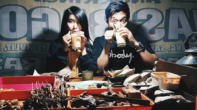 6 Momen Bintang FTV Ina Marika dan Rezca Syam Setelah Menikah, Semakin Lengket