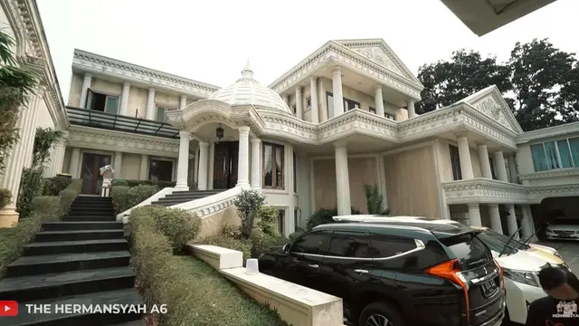 Potret Teras 'Istana Cinere' Anang Hermansyah dan Ashanty yang Penuh Kenangan