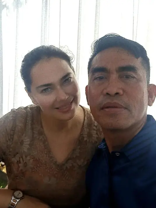 Sidang perdana telah di gelar di PA Depok pada Rabu (10/1/2024). Sidang tersebut ditunda karena pihak penggugat dan tergugat tidak hadir dalam persidangan. [Instagram/cathrinewilson]