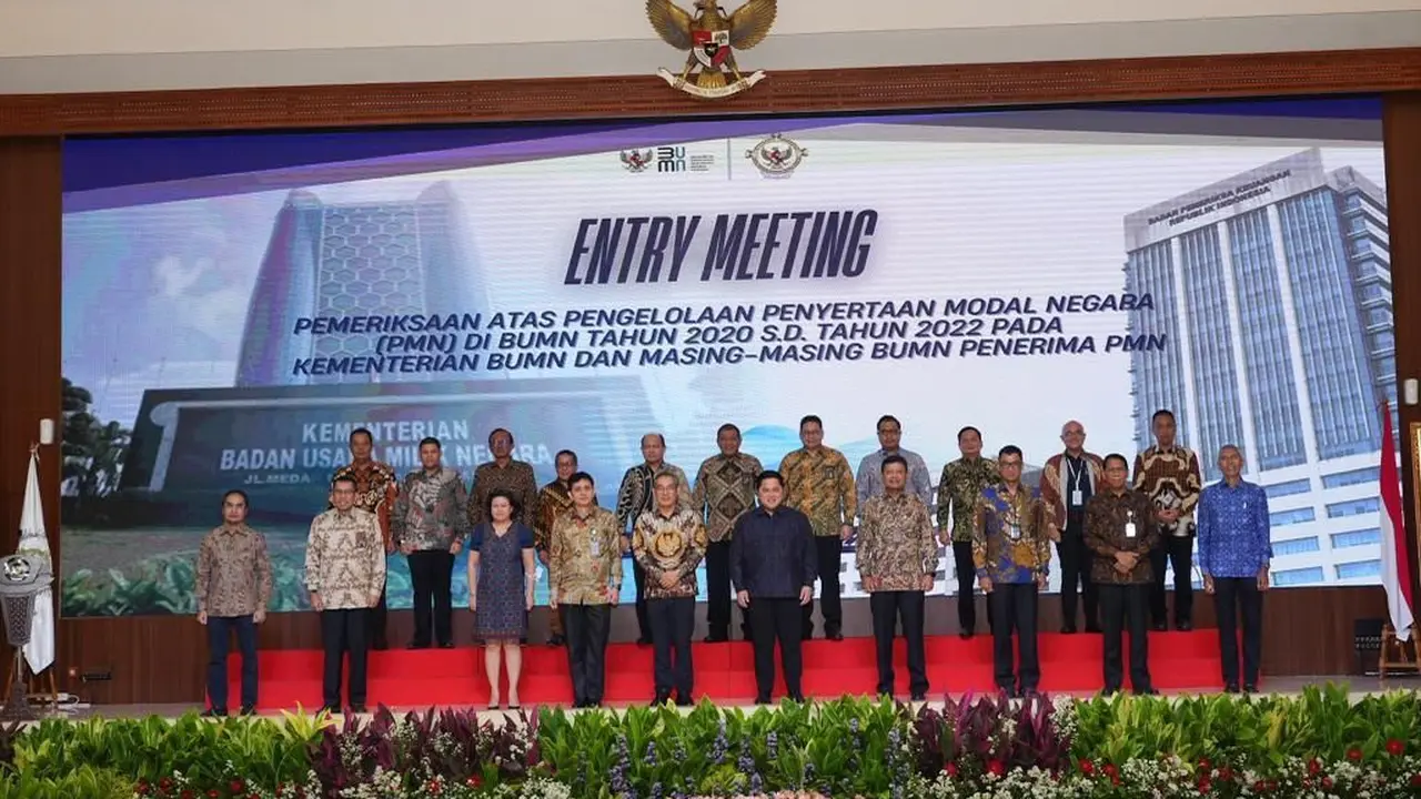 Menteri BUMN Erick Thohir dalam acara penerimaan surat tugas pemeriksaan BPK atas PMN terhadap beberapa perusahaan BUMN di periode 2020-2022. (Dok BUMN)