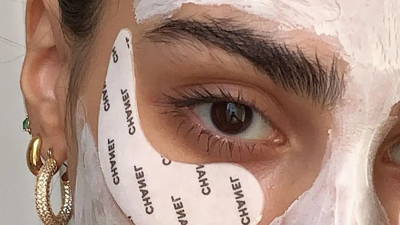 Masker untuk tasi mata panda