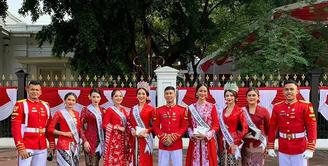 Peringatan Detik-Detik Proklamasi di Istana Merdeka, Jakarta pada Rabu (17/8/2022) diisi dengan parade pakaian adat dari tamu yang hadir. Namun kebaya merah menjadi outfit yang mendominasi perayaan HUT ke-77 RI kali ini. Mulai dari para Puteri Indonesia, dr. Rheisa Brotoasmoro, Menteri Luar Negeri Retno Marsudi, hingga istri Mendikbudristek, Franka Makarim. (instagram/officialputeriindonesia)