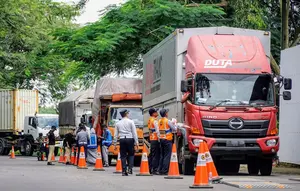 Tak Cuma Tol, Menhub Tegaskan Penindakan Truk ODOL Juga Berlaku di Jalan Nasional