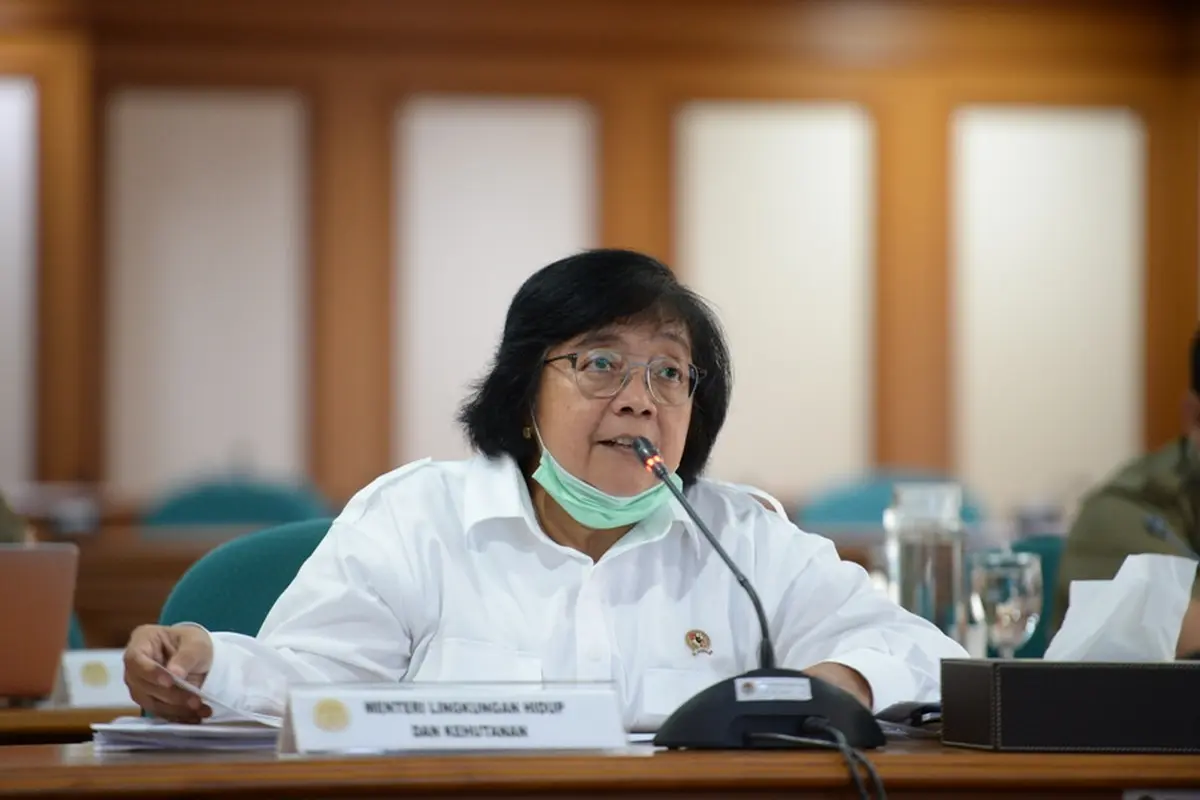 Menteri Lingkungan Hidup dan Kehutanan Siti Nurbaya