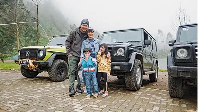 [Bintang] Nirina Zubir dan Ernest Fardiyan