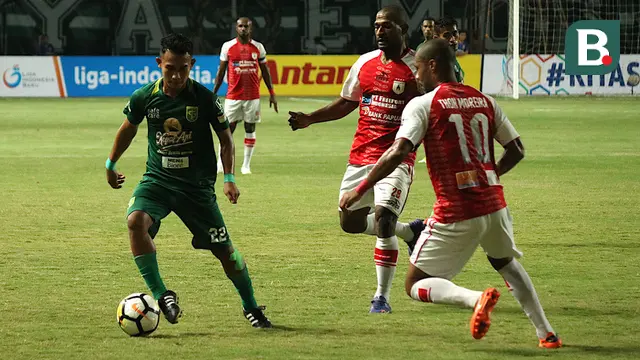 Persebaya Surabaya vs Persipura Jayapura