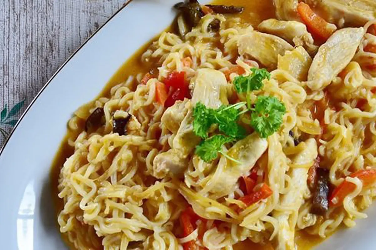 Mie nyemek/copyright Pixabay.com/RitaE