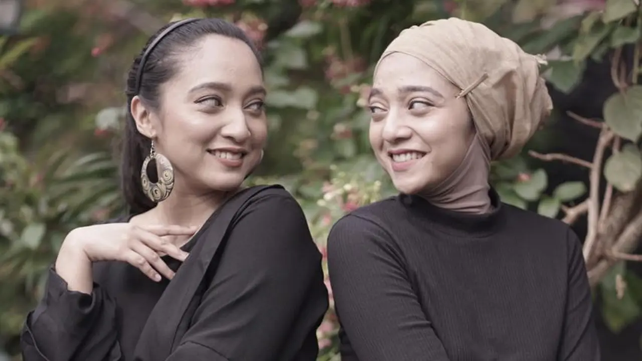Bella Fawzi dan Chiki Fawzi