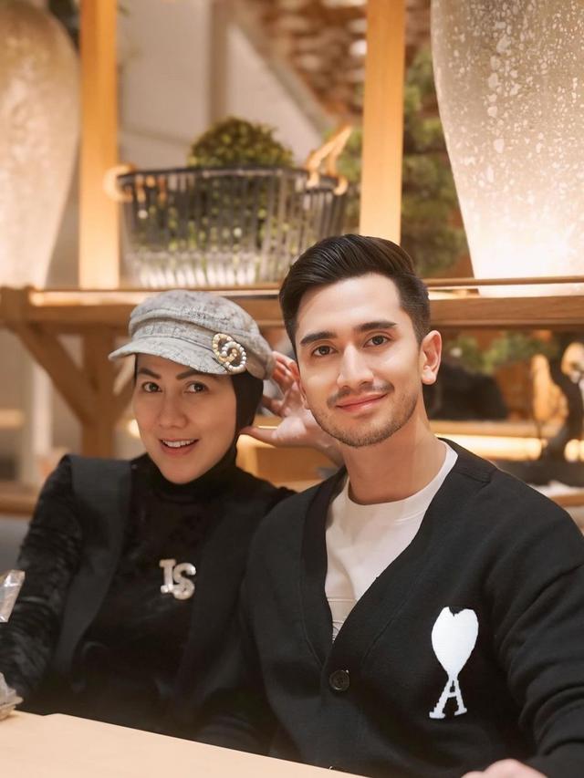 Potret Terbaru Verrell Bramasta dan Ibunda Venna Melinda, Disebut Punya Wajah yang Mirip
