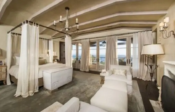 Rumah Lady Gaga. (foto: elledecor.com)