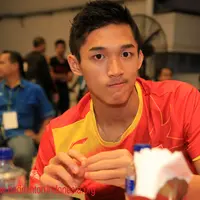 Ternyata, ada banyak pebulu tangkis yang berwajah tampan. Pantas saja mereka menjadi idola para kaum hawa. 